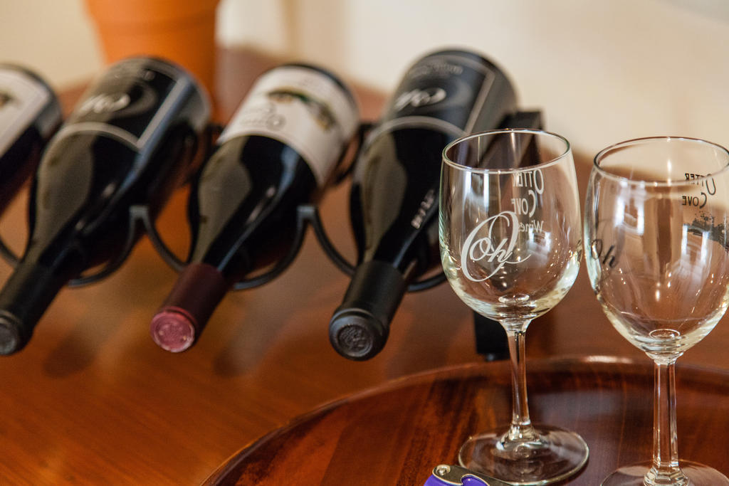 The Vendange Carmel Inn & Suites Chambre photo